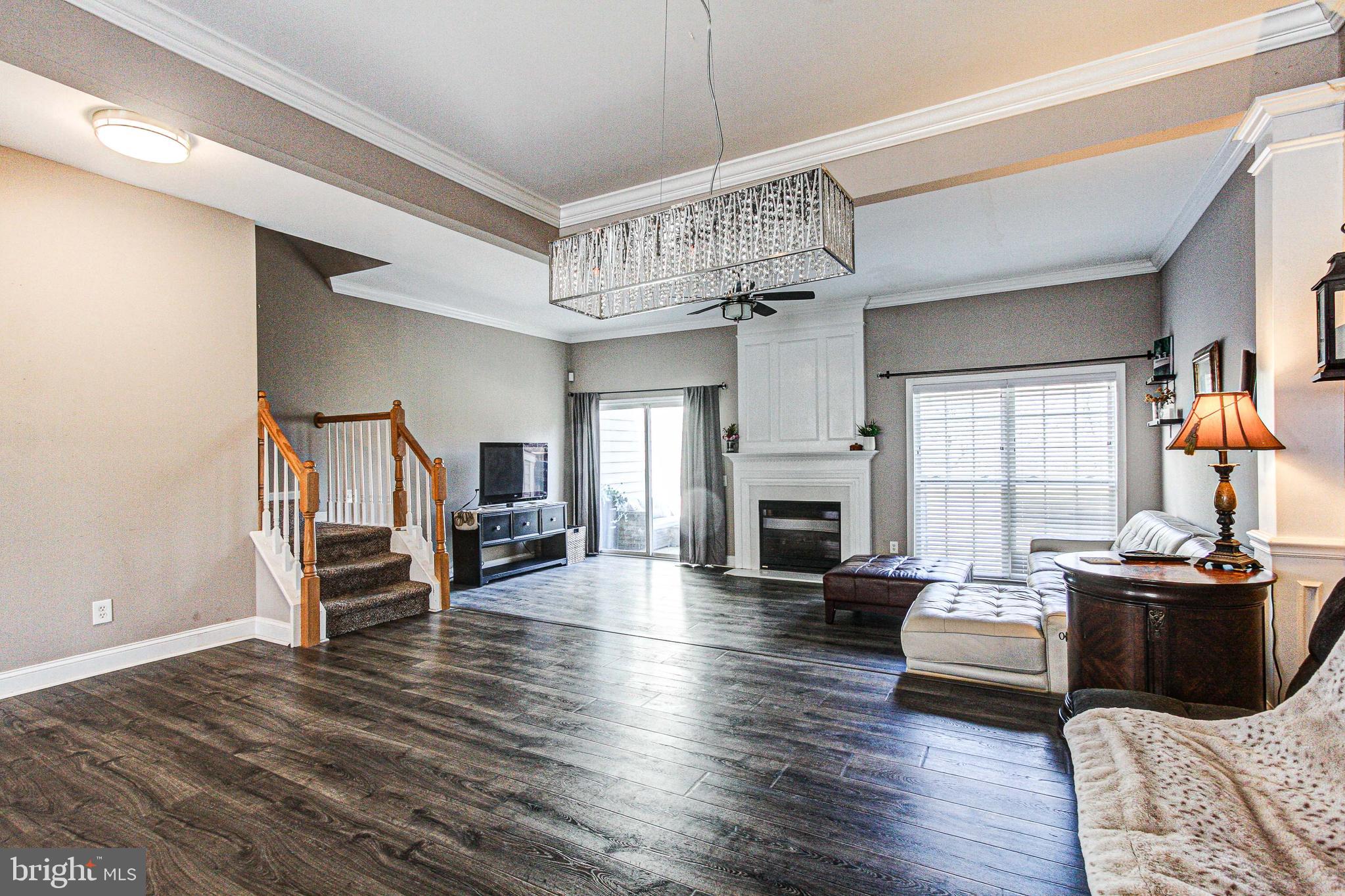 DOYLESTOWN STATION - Residential