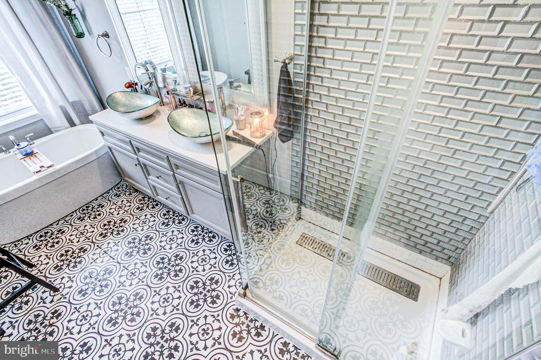 DOYLESTOWN STATION - Residential