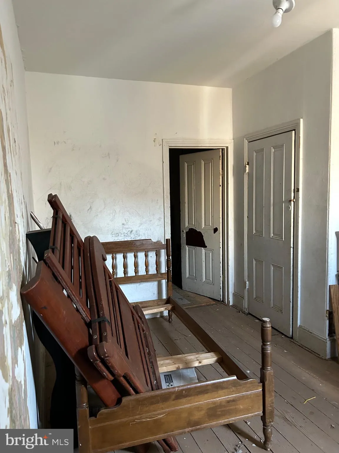 Philadelphia, Pennsylvania 19134, United States, 5 Bedrooms Bedrooms, ,1 BathroomBathrooms,Residential,Pending,7688