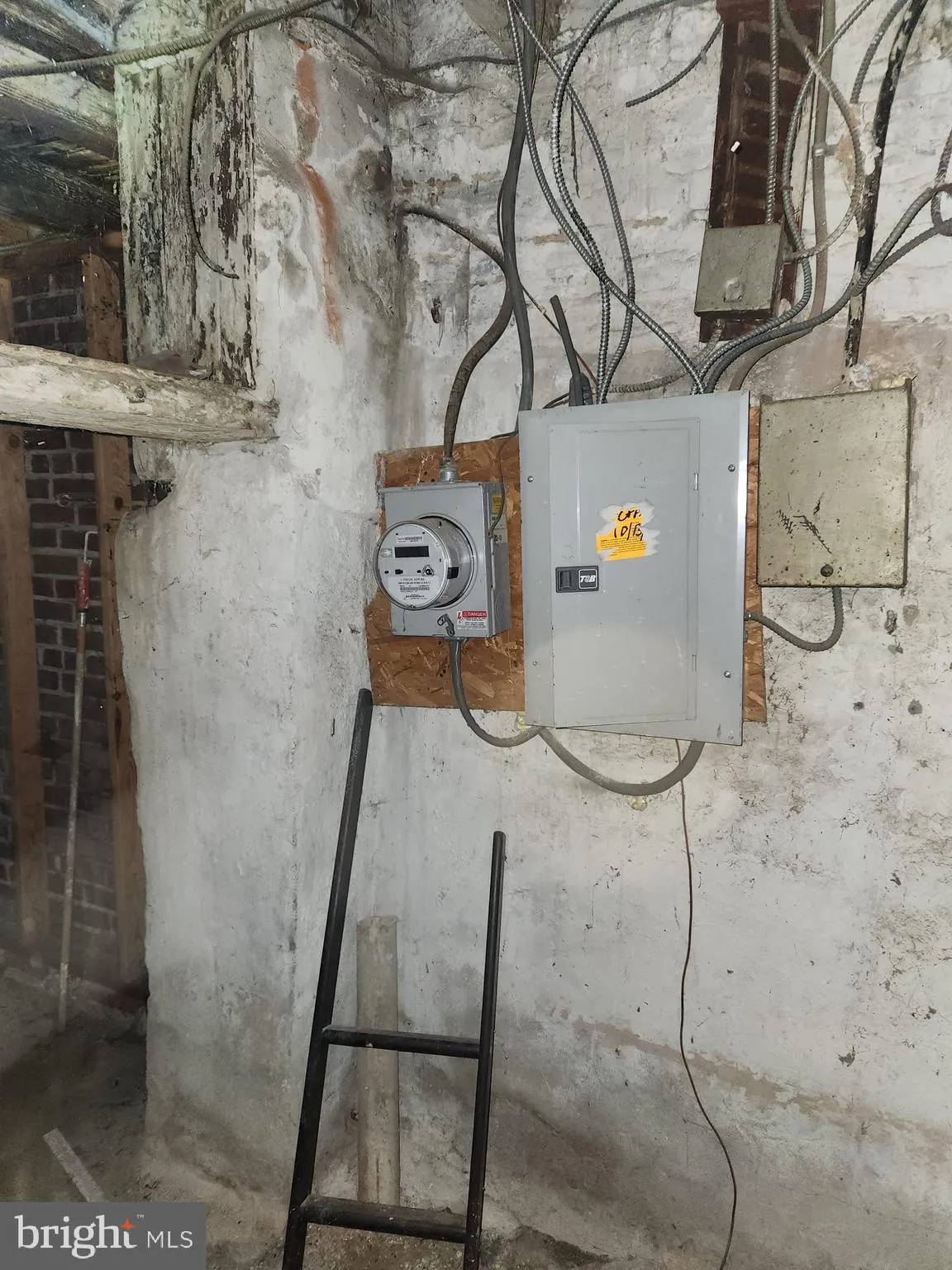 Philadelphia, Pennsylvania 19134, United States, 5 Bedrooms Bedrooms, ,1 BathroomBathrooms,Residential,Pending,7688