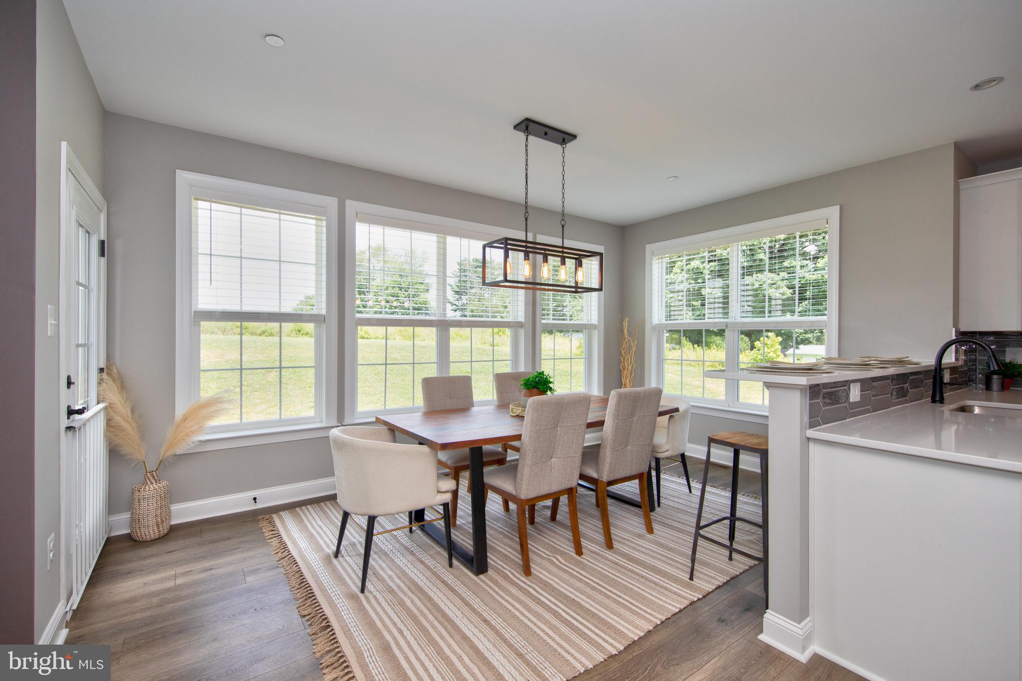 ALISON'S RIDGE - Residential