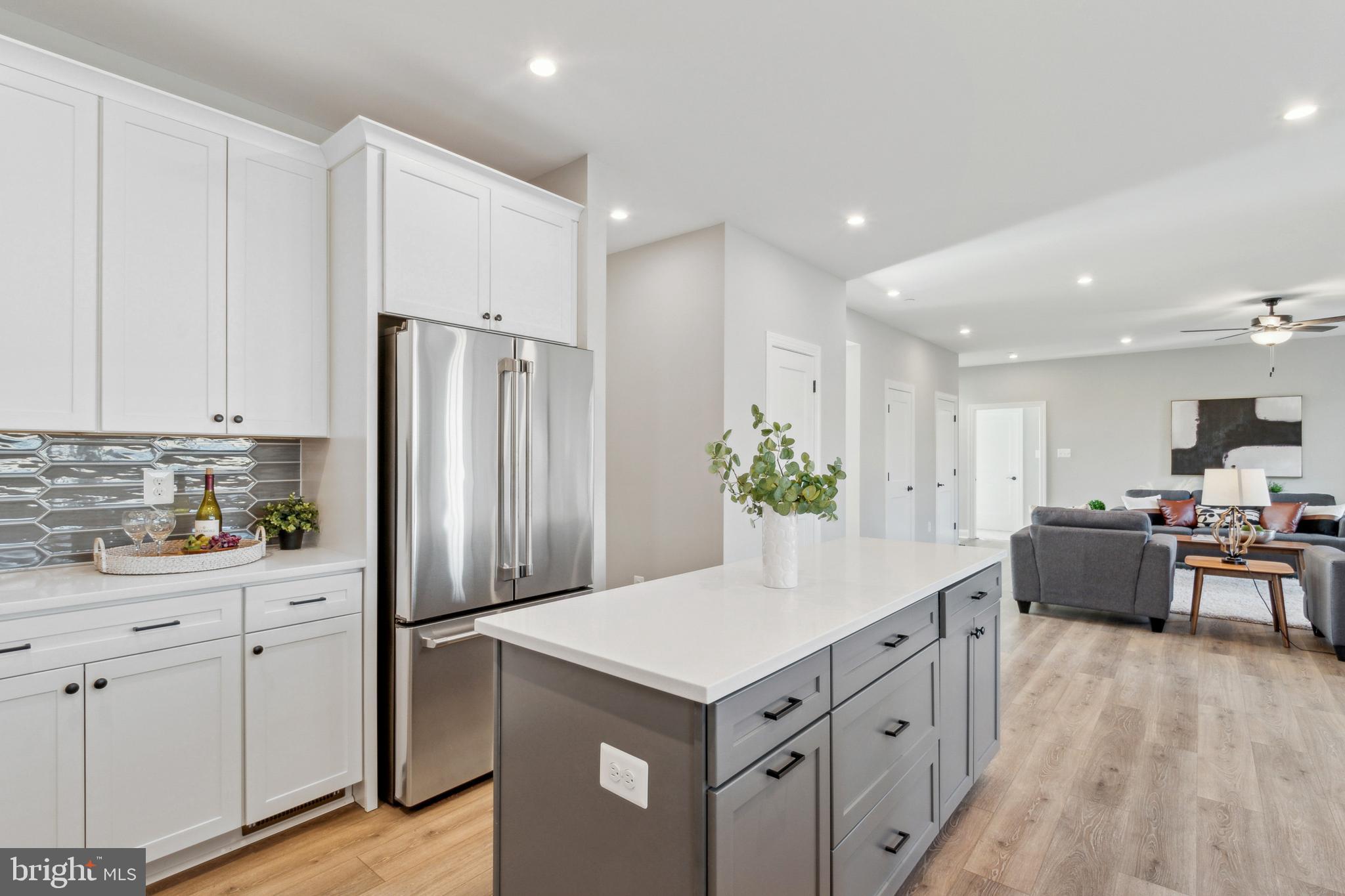 ALISON'S RIDGE - Residential