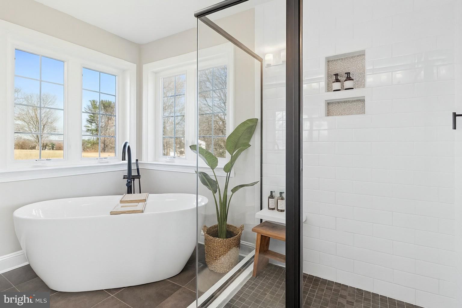 ALISON'S RIDGE - Residential