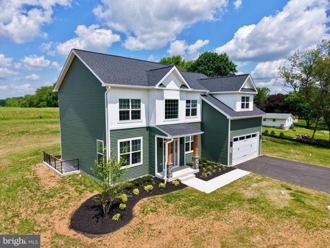 2204 ARDEN DRIVE FALLSTON MD 21047