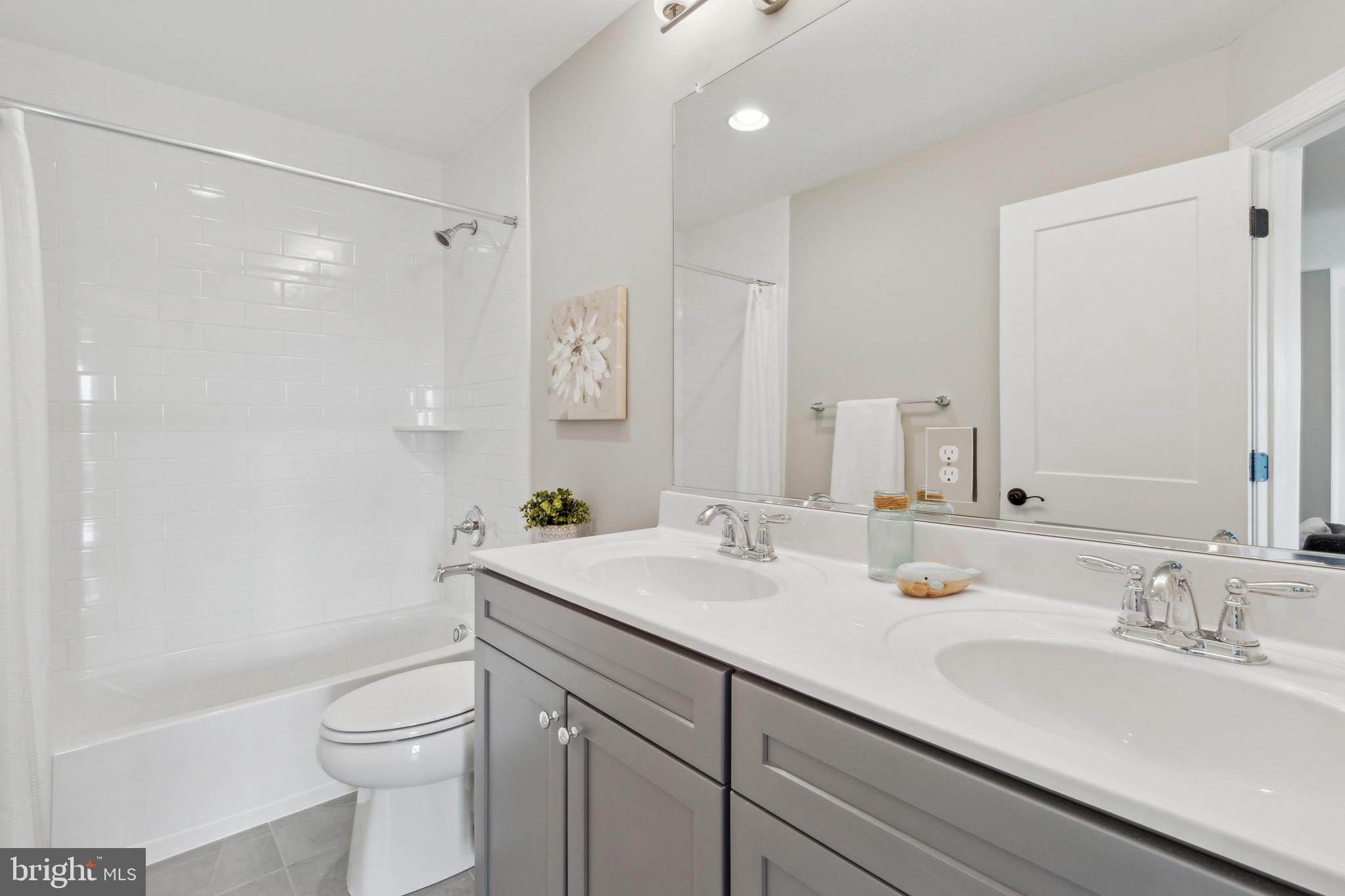 ALISON'S RIDGE - Residential