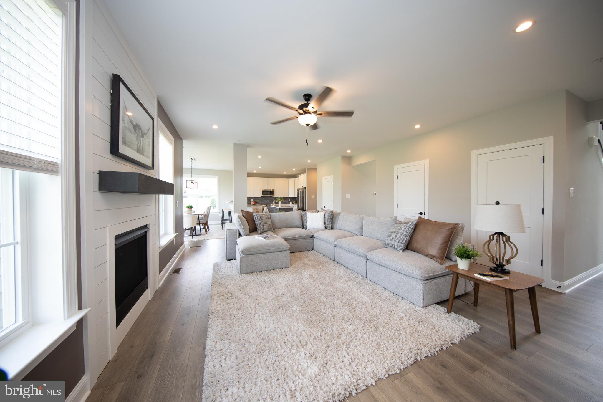 ALISON'S RIDGE - Residential