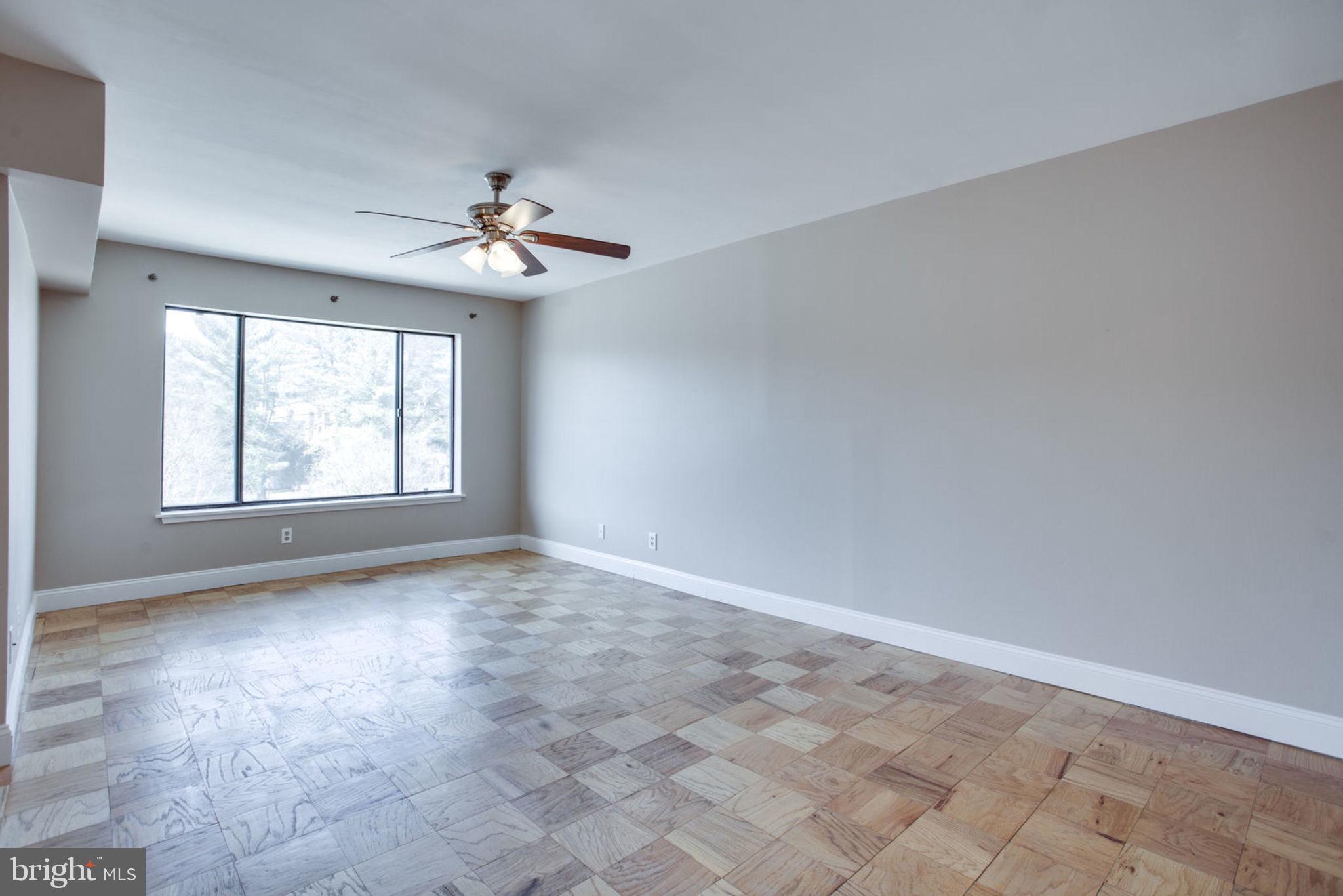 GEORGETOWN VILLAGE - Residential