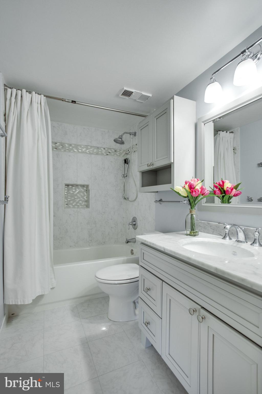 GEORGETOWN VILLAGE - Residential