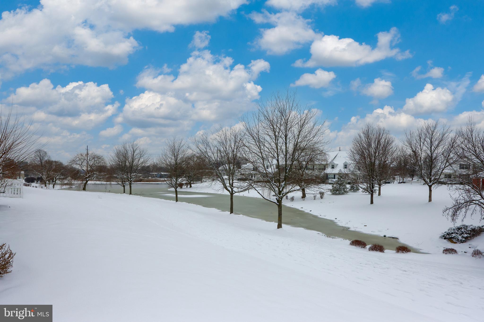 KISSEL HILL COMMONS - Residential