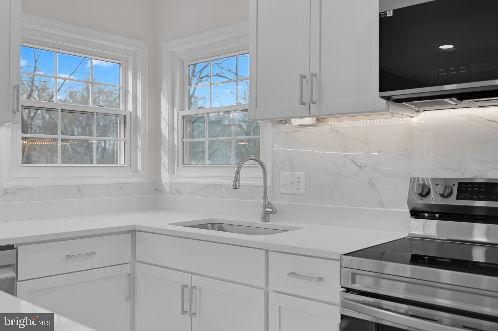 BRIDLEWOOD - Residential