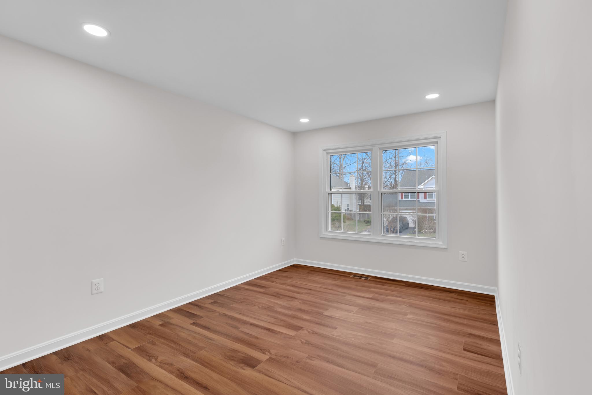 BRIDLEWOOD - Residential