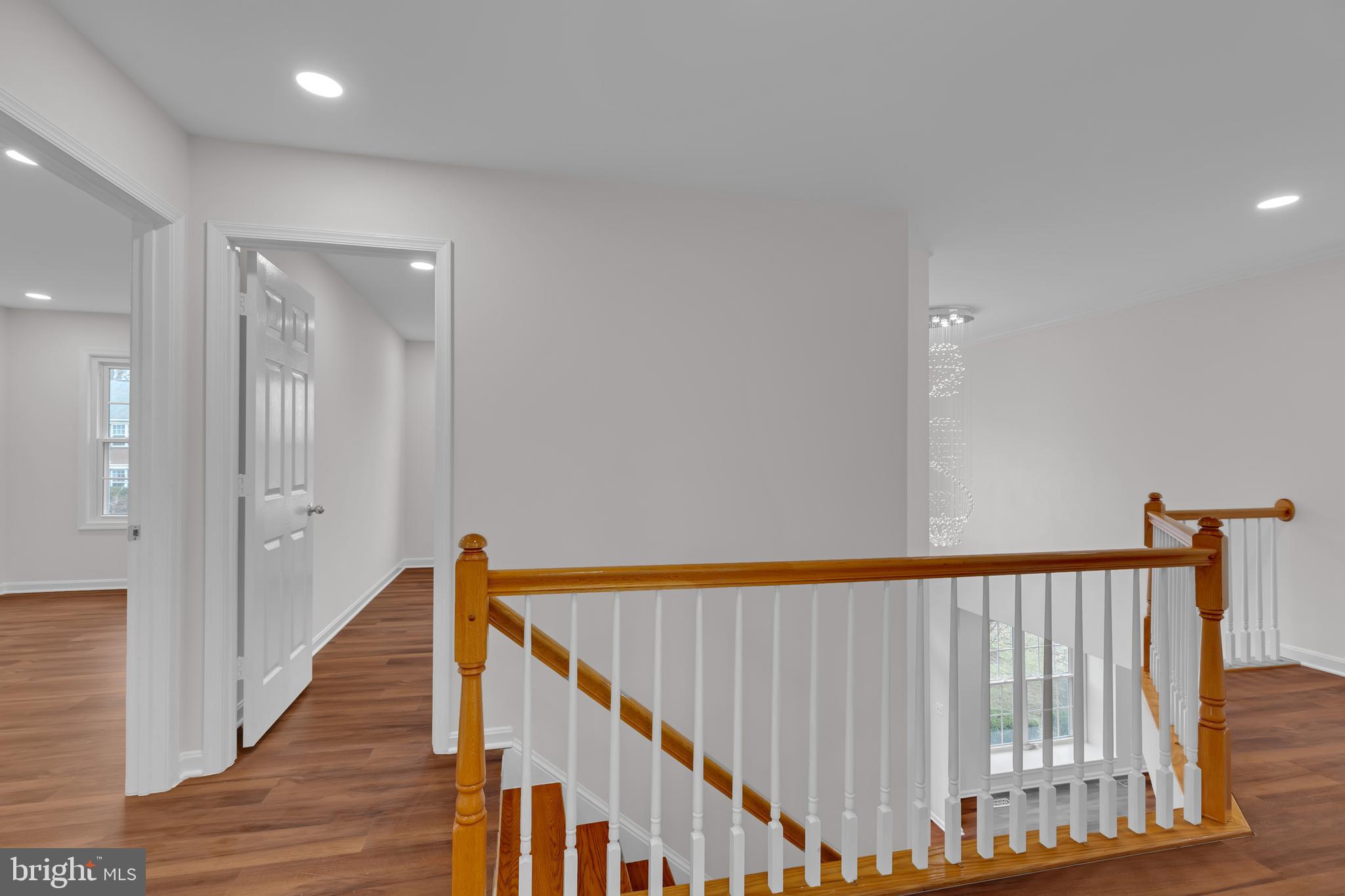 BRIDLEWOOD - Residential