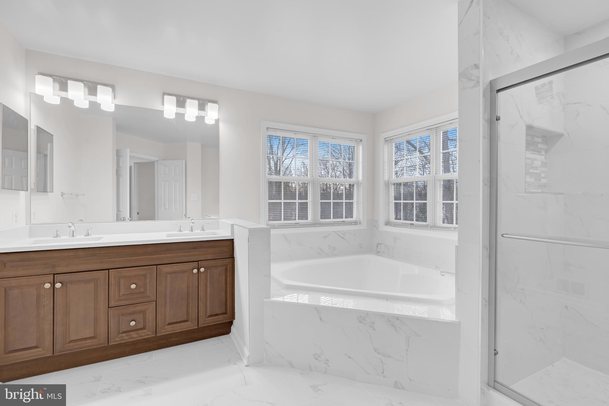 BRIDLEWOOD - Residential