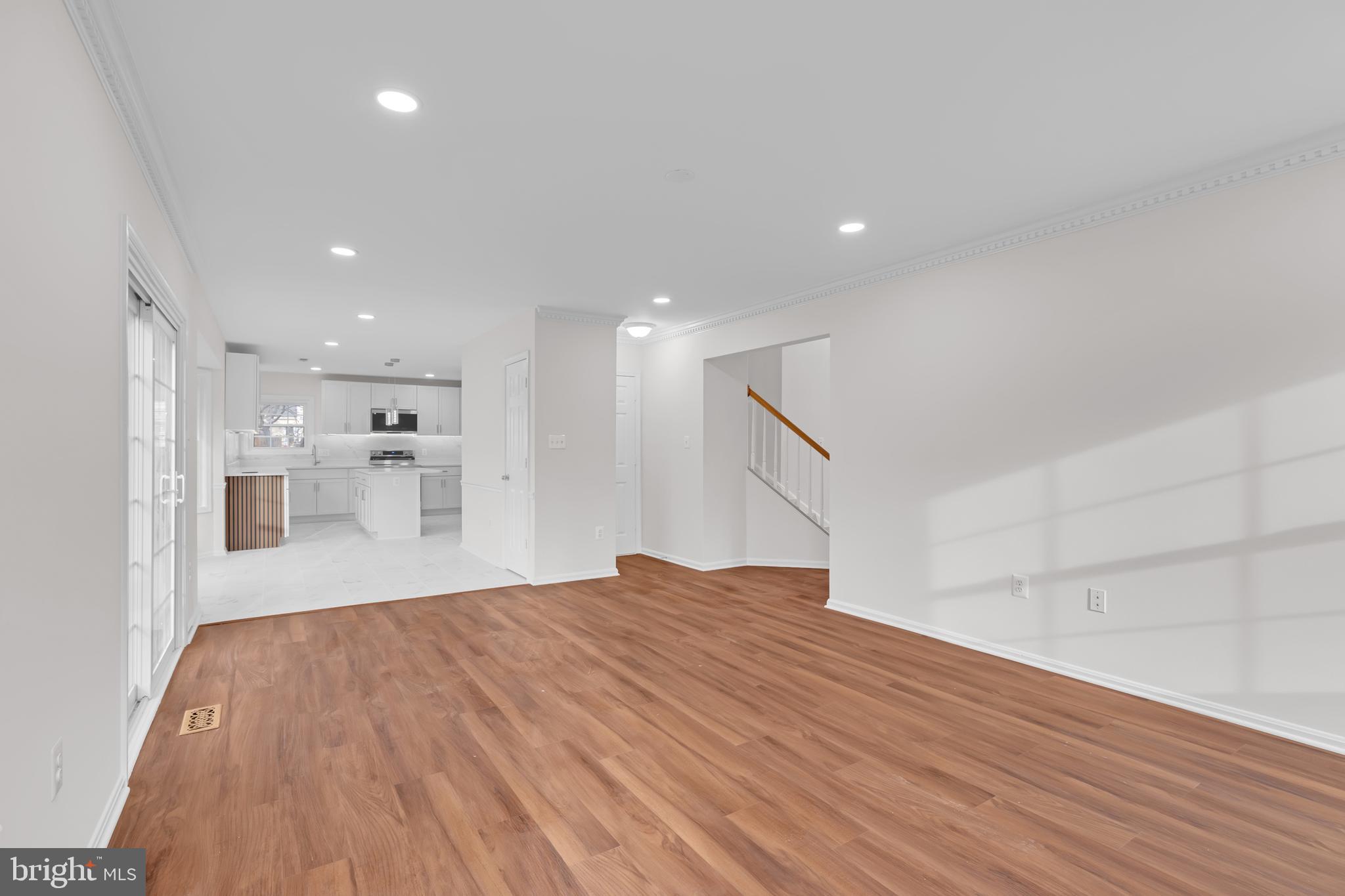 BRIDLEWOOD - Residential