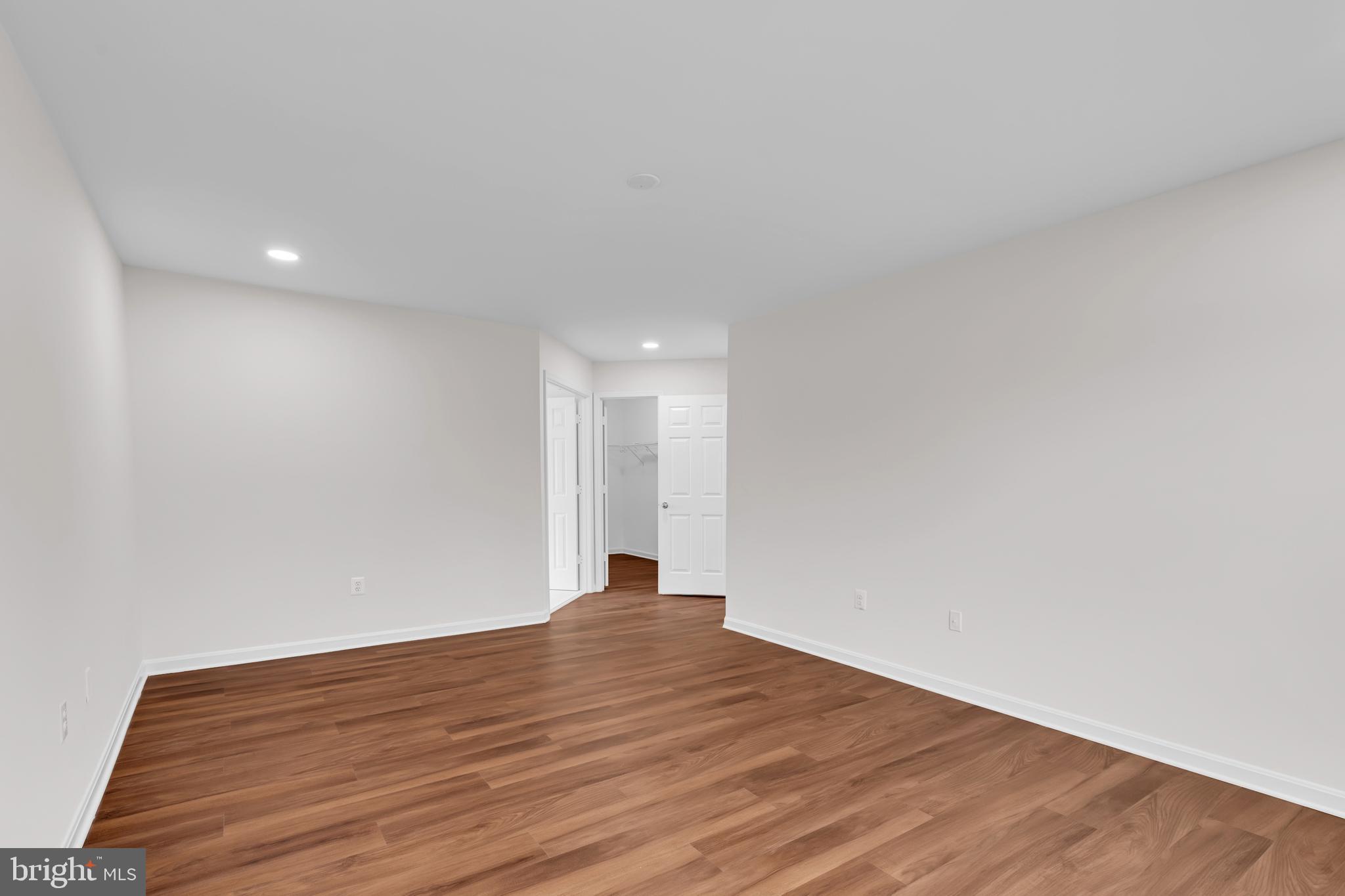 BRIDLEWOOD - Residential