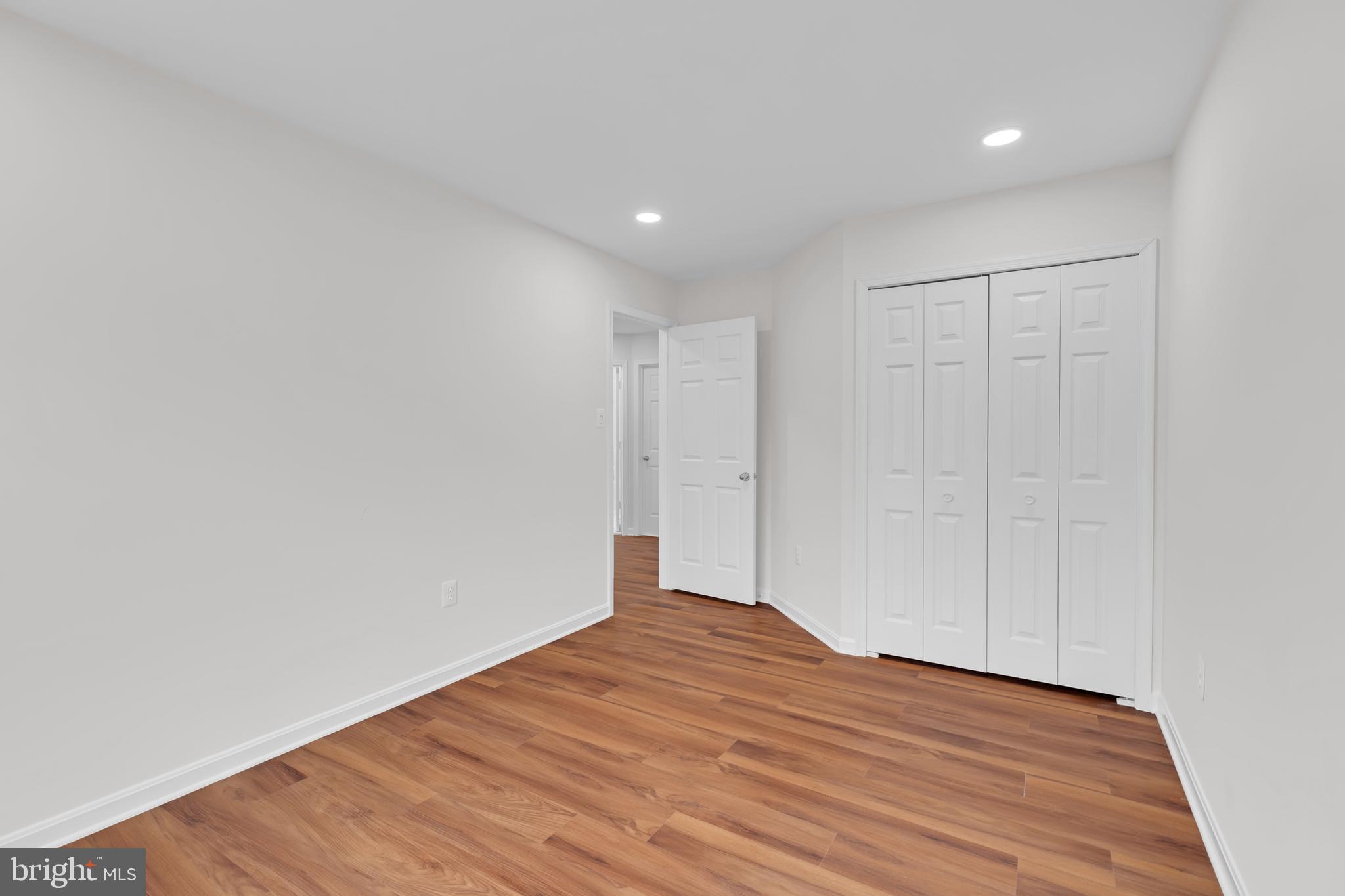 BRIDLEWOOD - Residential