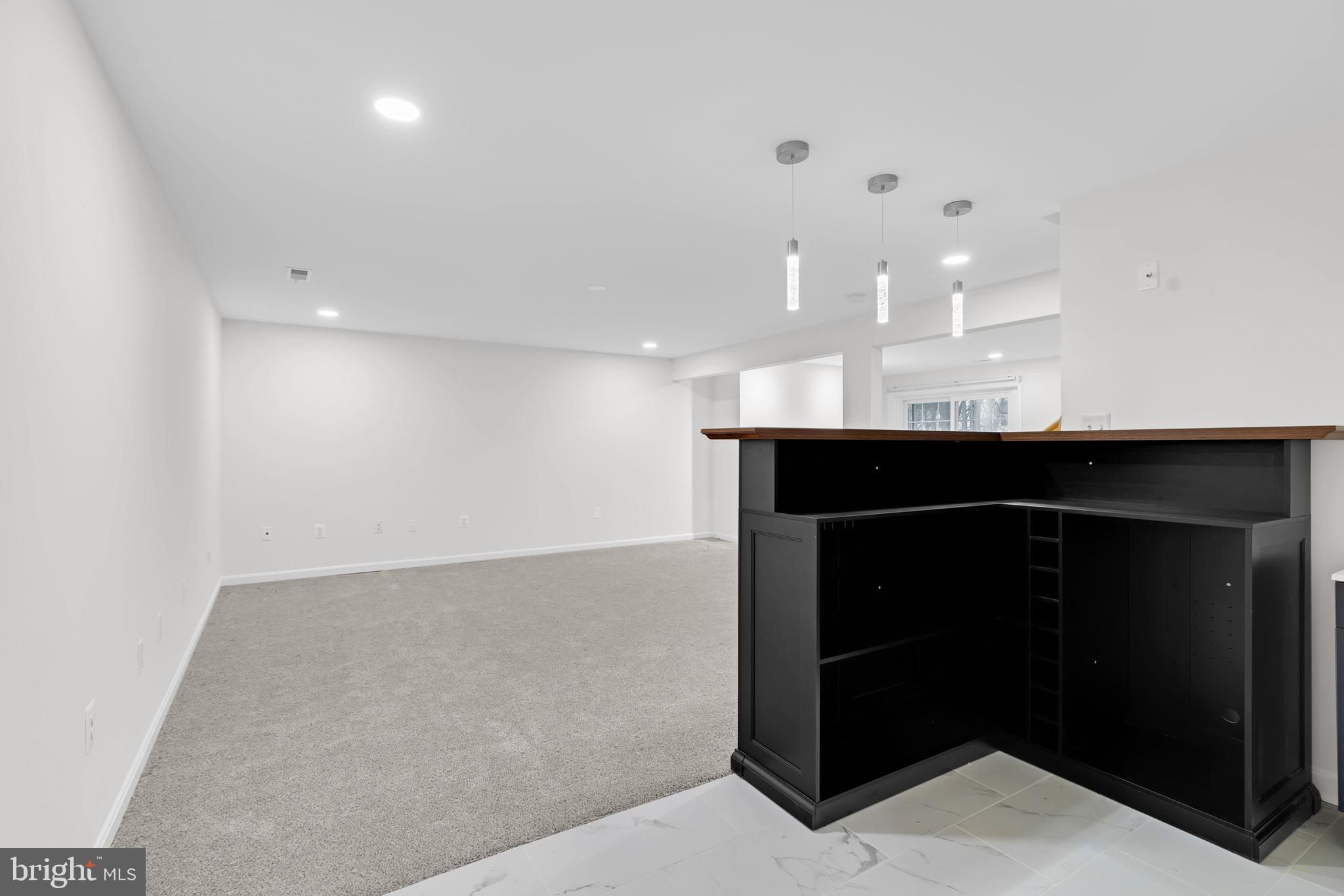 BRIDLEWOOD - Residential