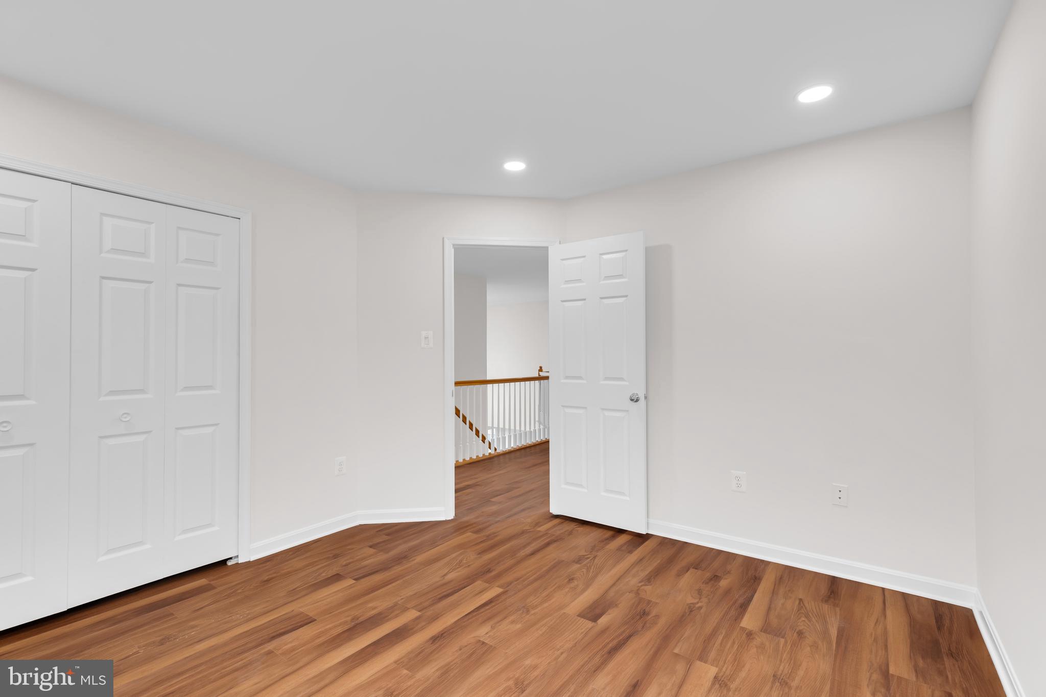 BRIDLEWOOD - Residential