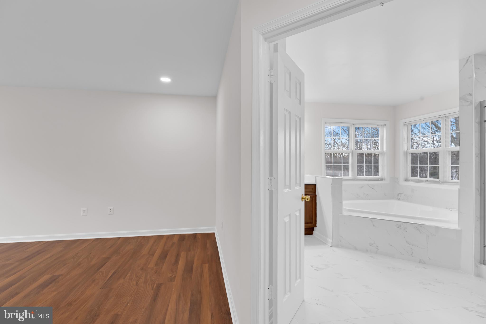 BRIDLEWOOD - Residential