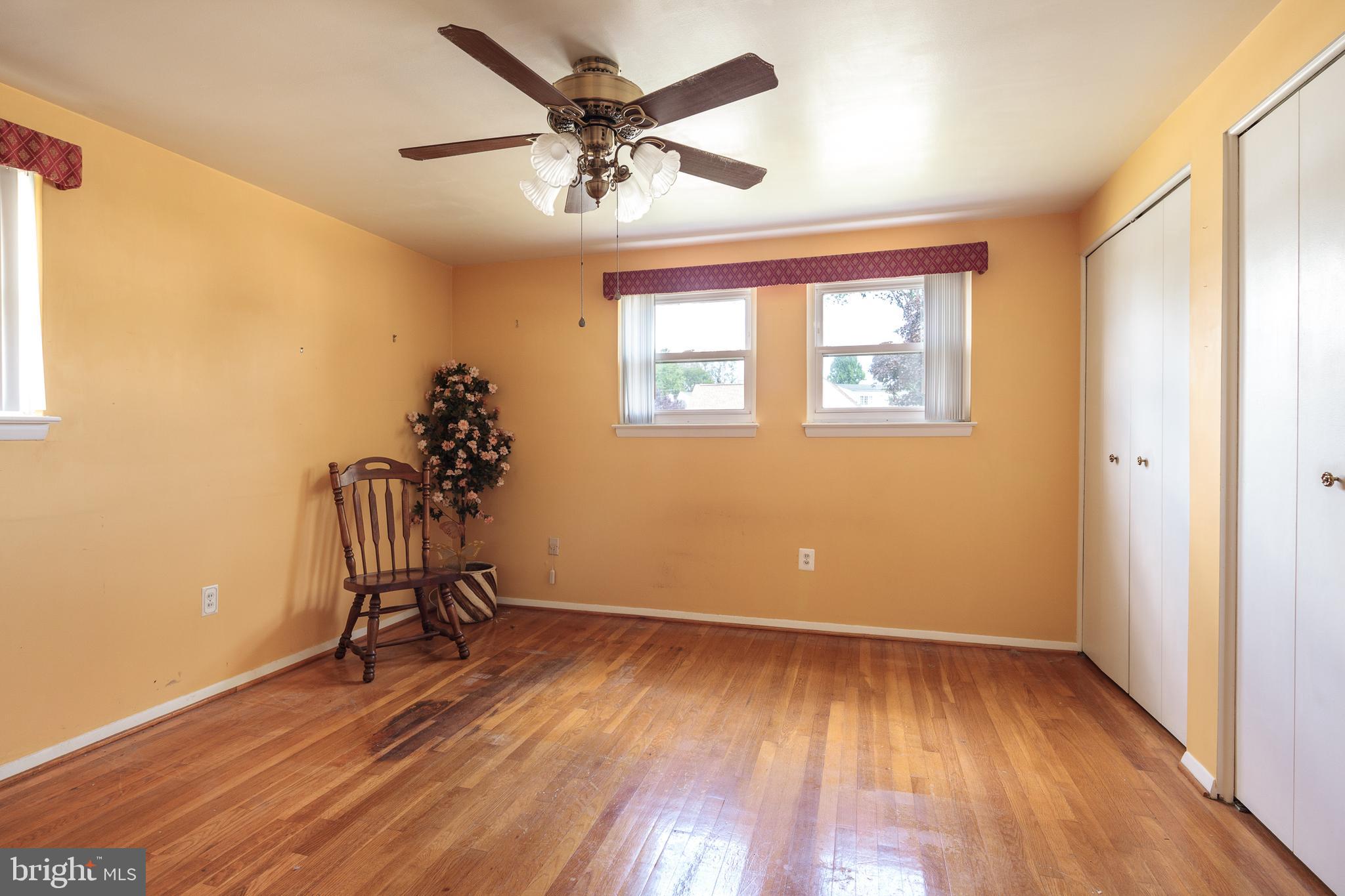 PERRY HALL ESTATES - Residential