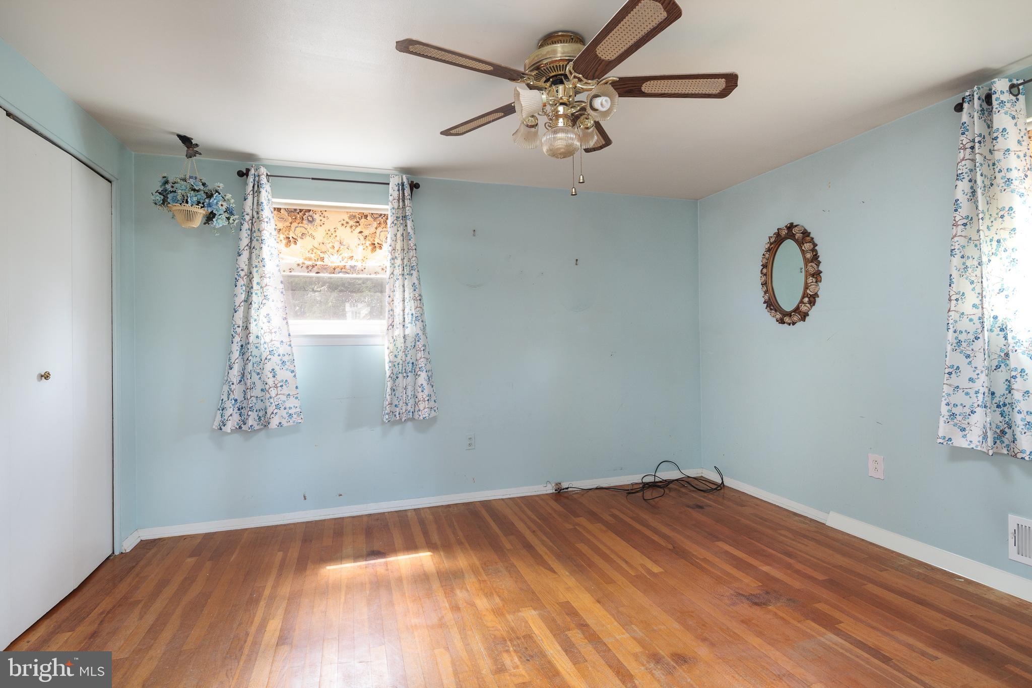 PERRY HALL ESTATES - Residential