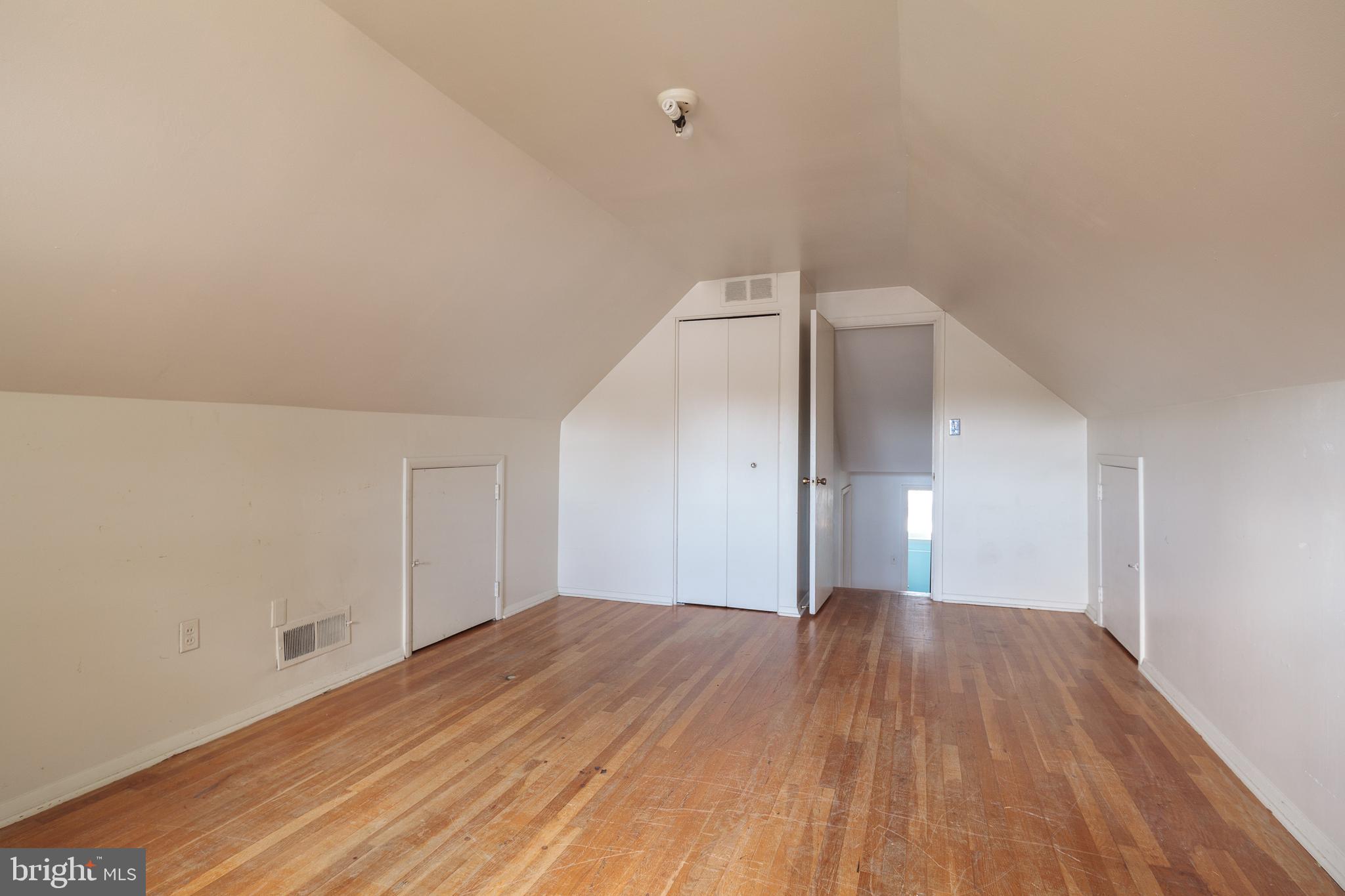 PERRY HALL ESTATES - Residential