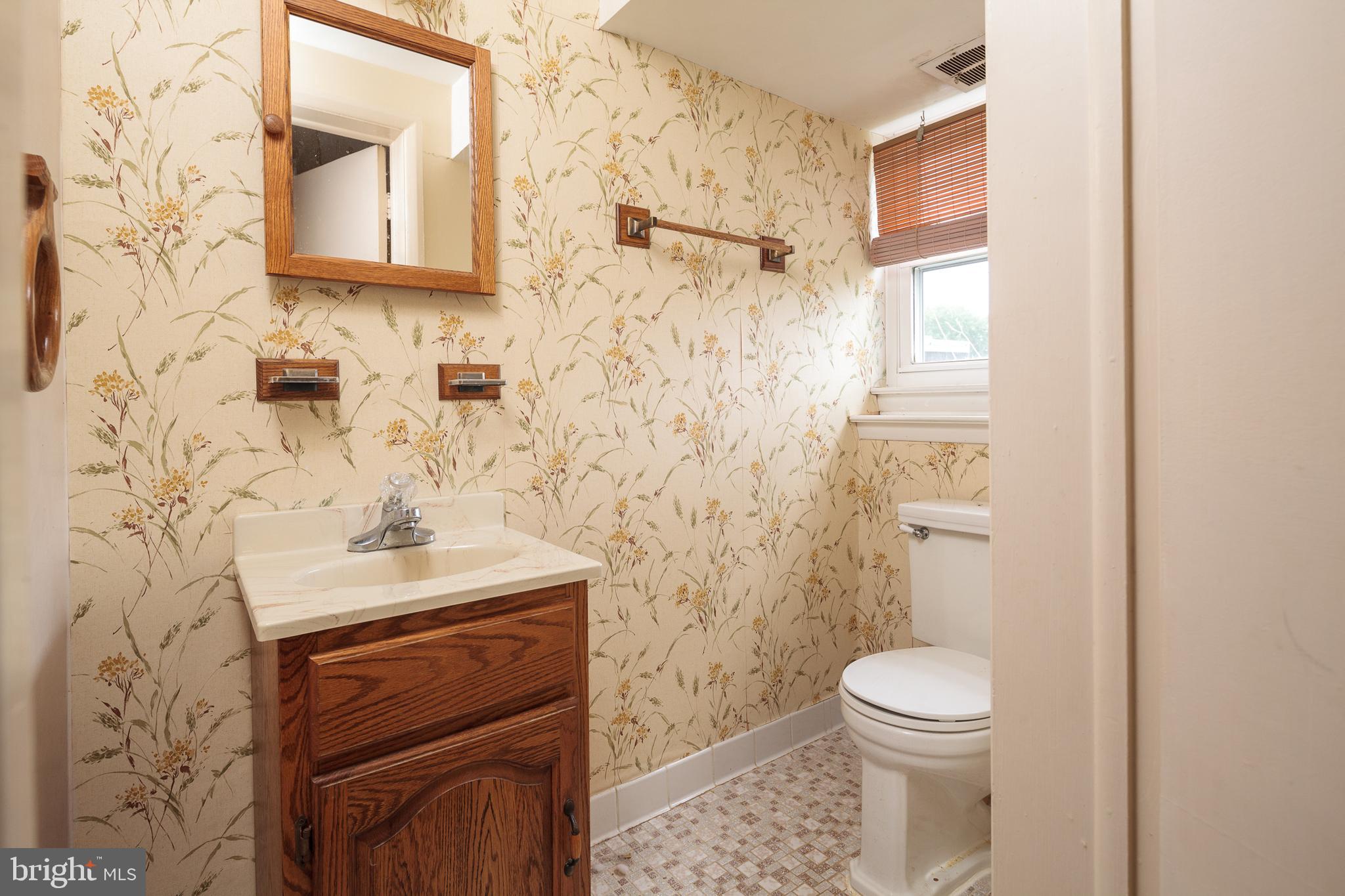 PERRY HALL ESTATES - Residential