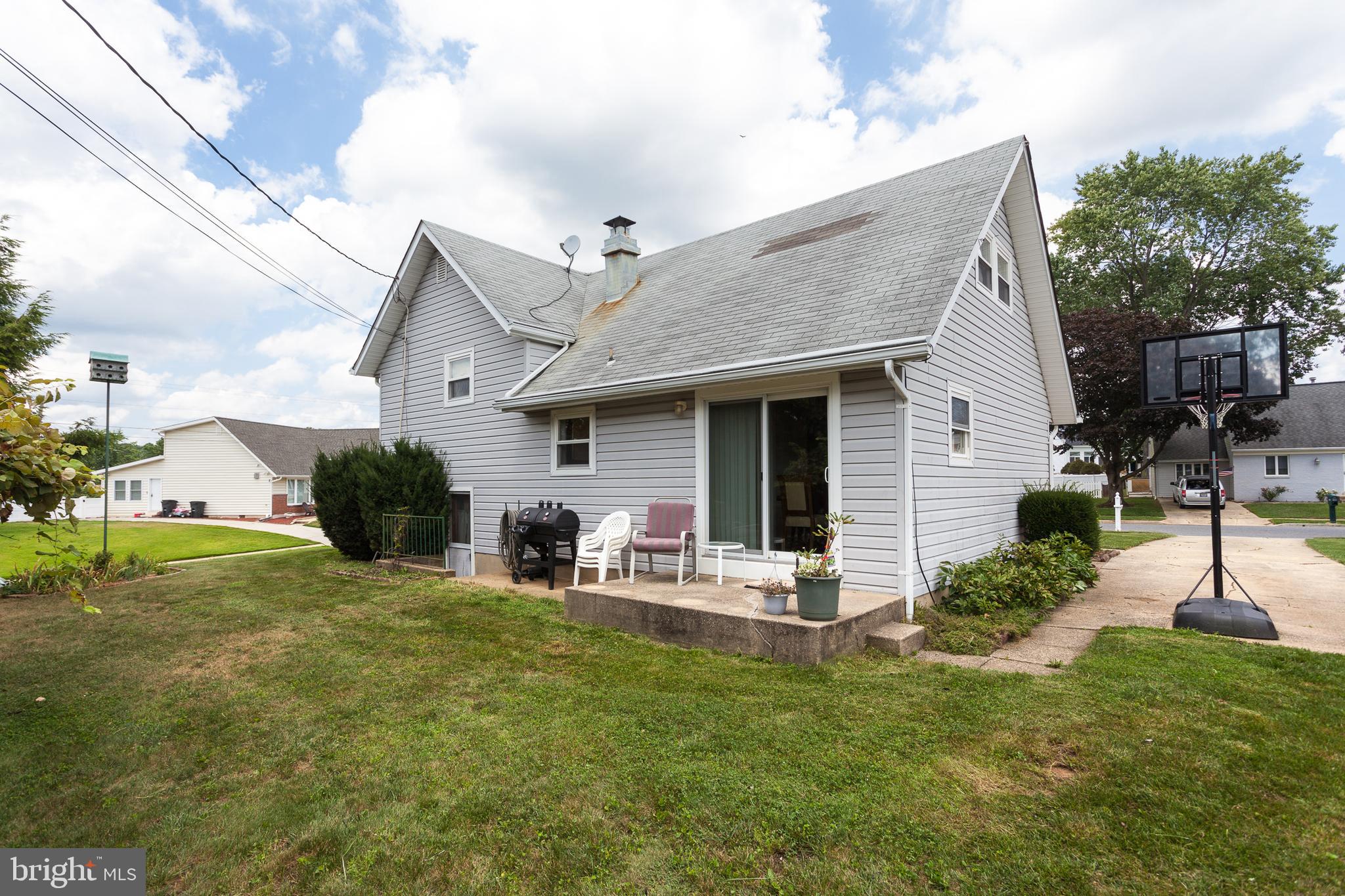 PERRY HALL ESTATES - Residential