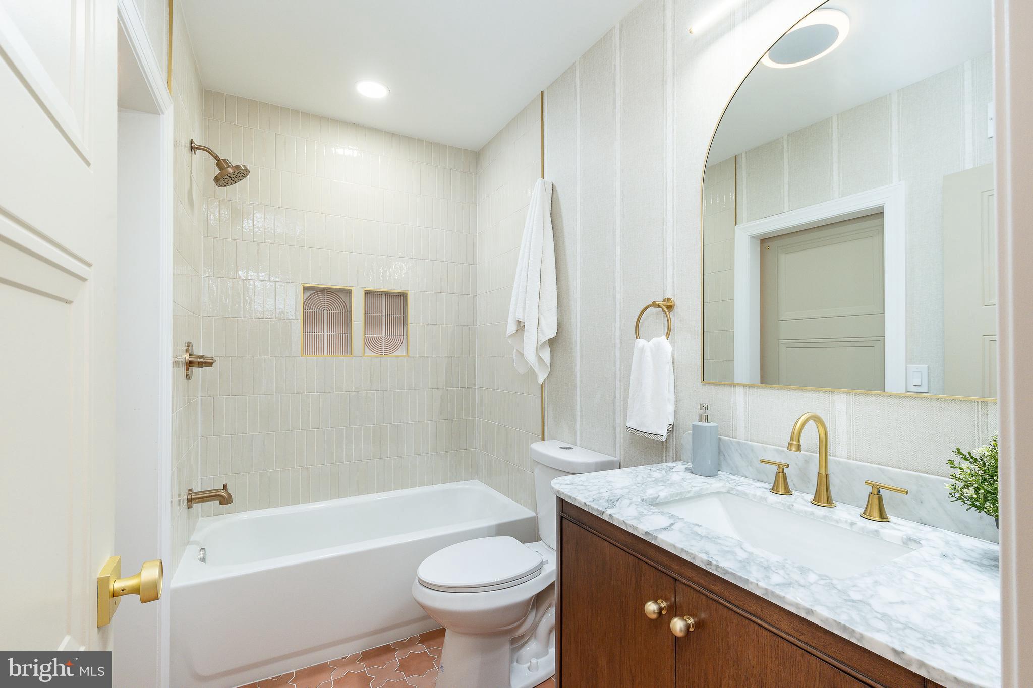 PASSYUNK SQUARE - Residential