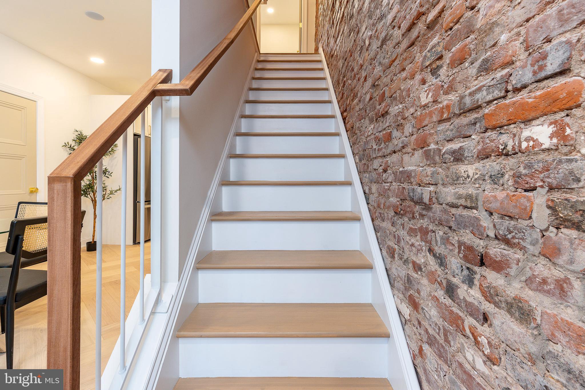 PASSYUNK SQUARE - Residential