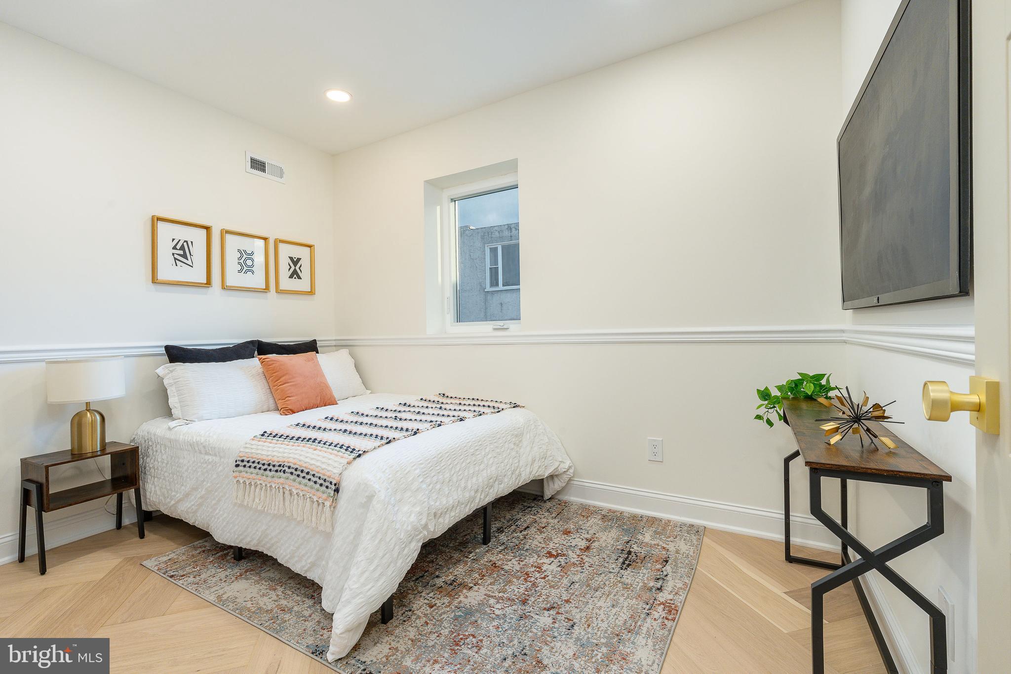 PASSYUNK SQUARE - Residential