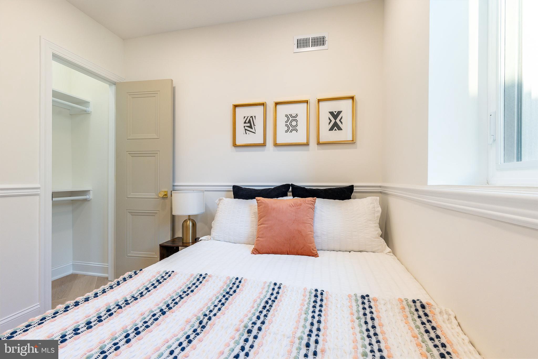 PASSYUNK SQUARE - Residential