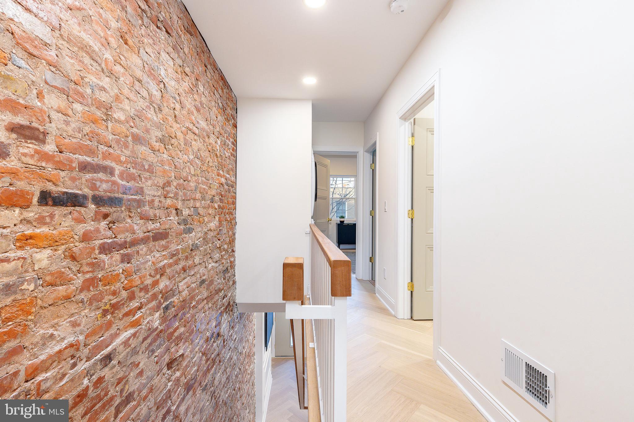 PASSYUNK SQUARE - Residential