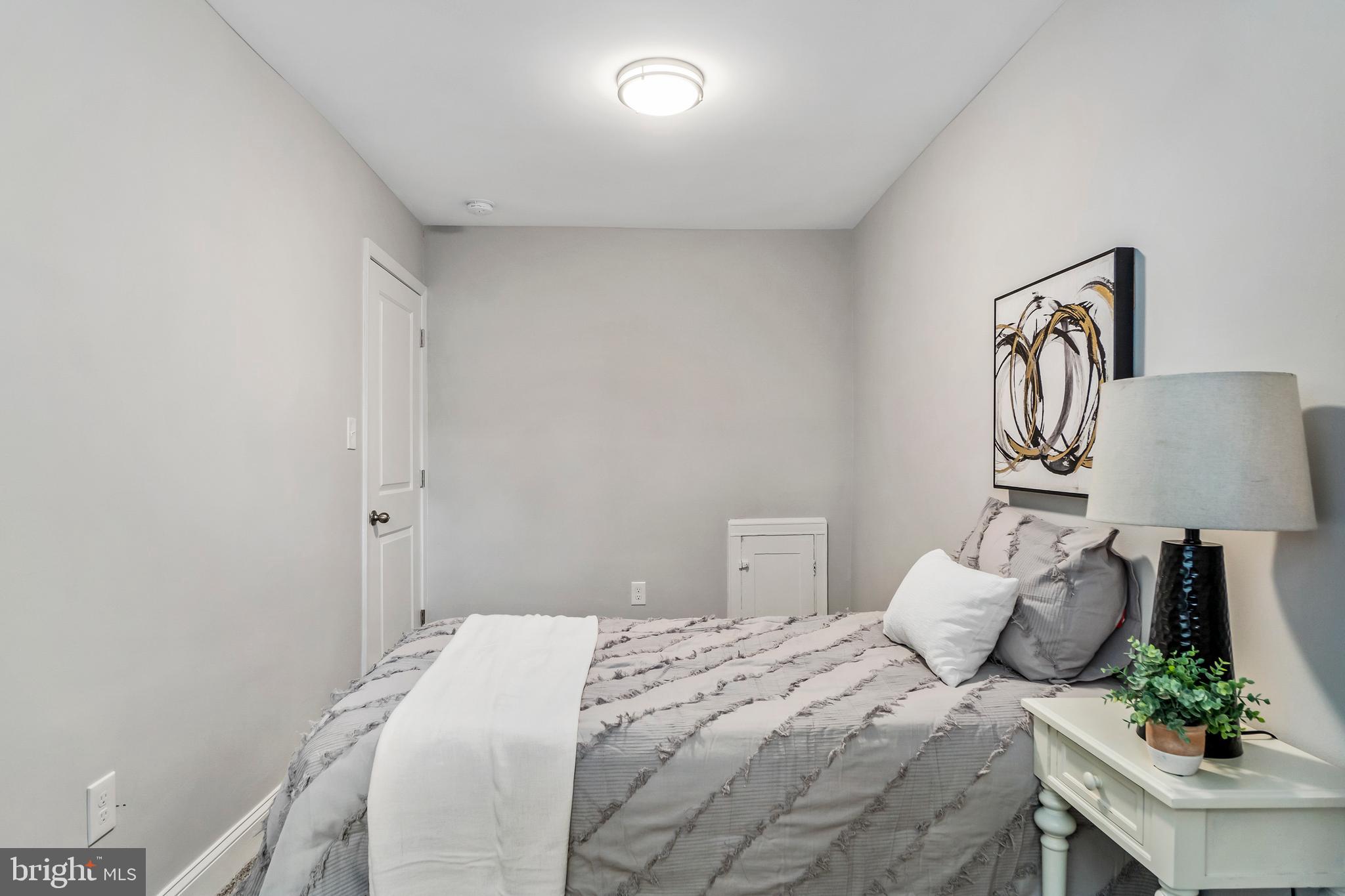 WAVERLY - Residential