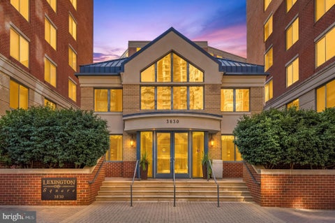 Photo of 3830 9th Street N #609E, ARLINGTON, VA 22203 (MLS # VAAR2077654)