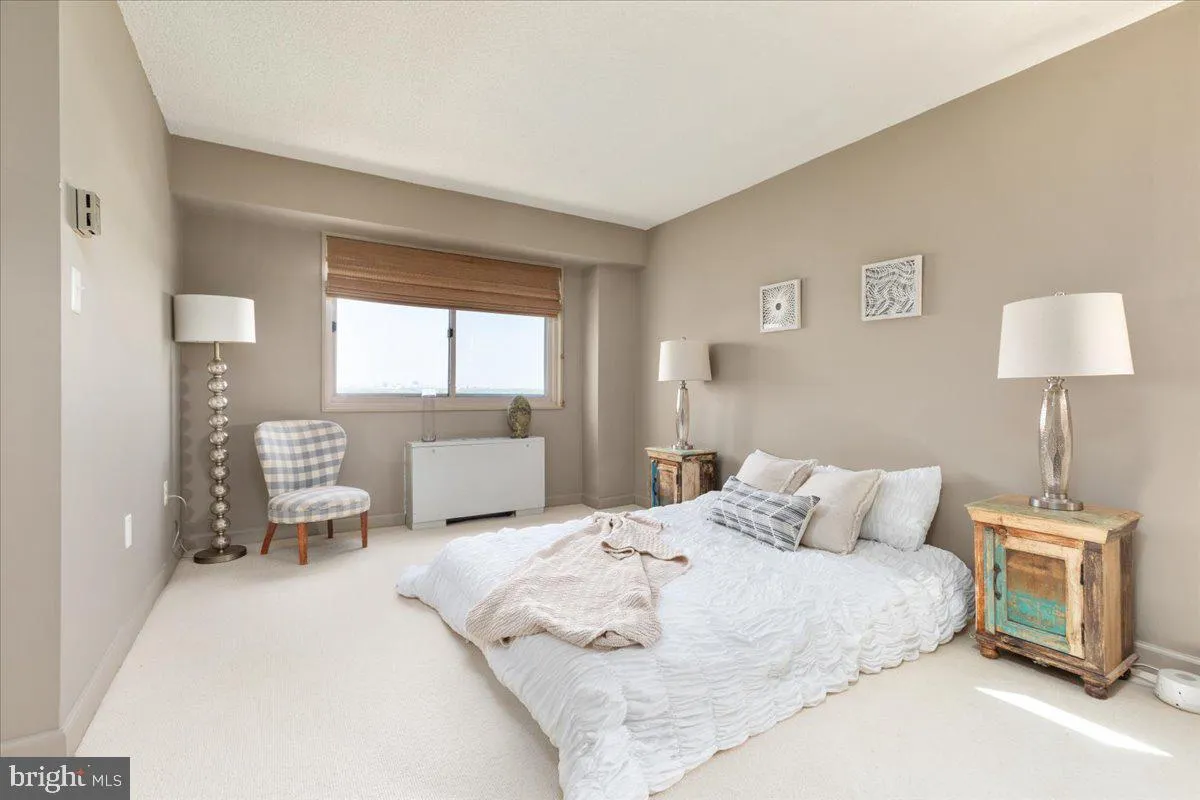 Alexandria, Virginia 22302, United States, 3 Bedrooms Bedrooms, ,2 BathroomsBathrooms,Residential,Contingent,124189