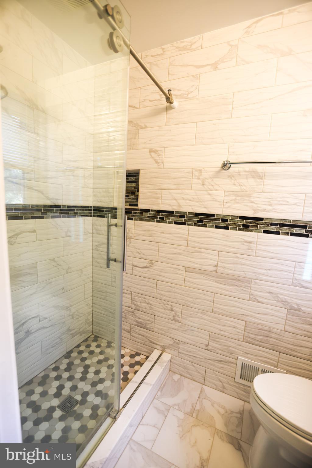 CEDAR CREST - Residential Lease