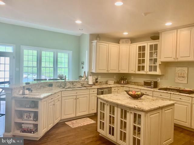 HILLTOWN RIDGE - Residential Lease