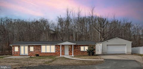 Homes For Sale - 27 Truslow Road<br/> FREDERICKSBURG, VA 22405