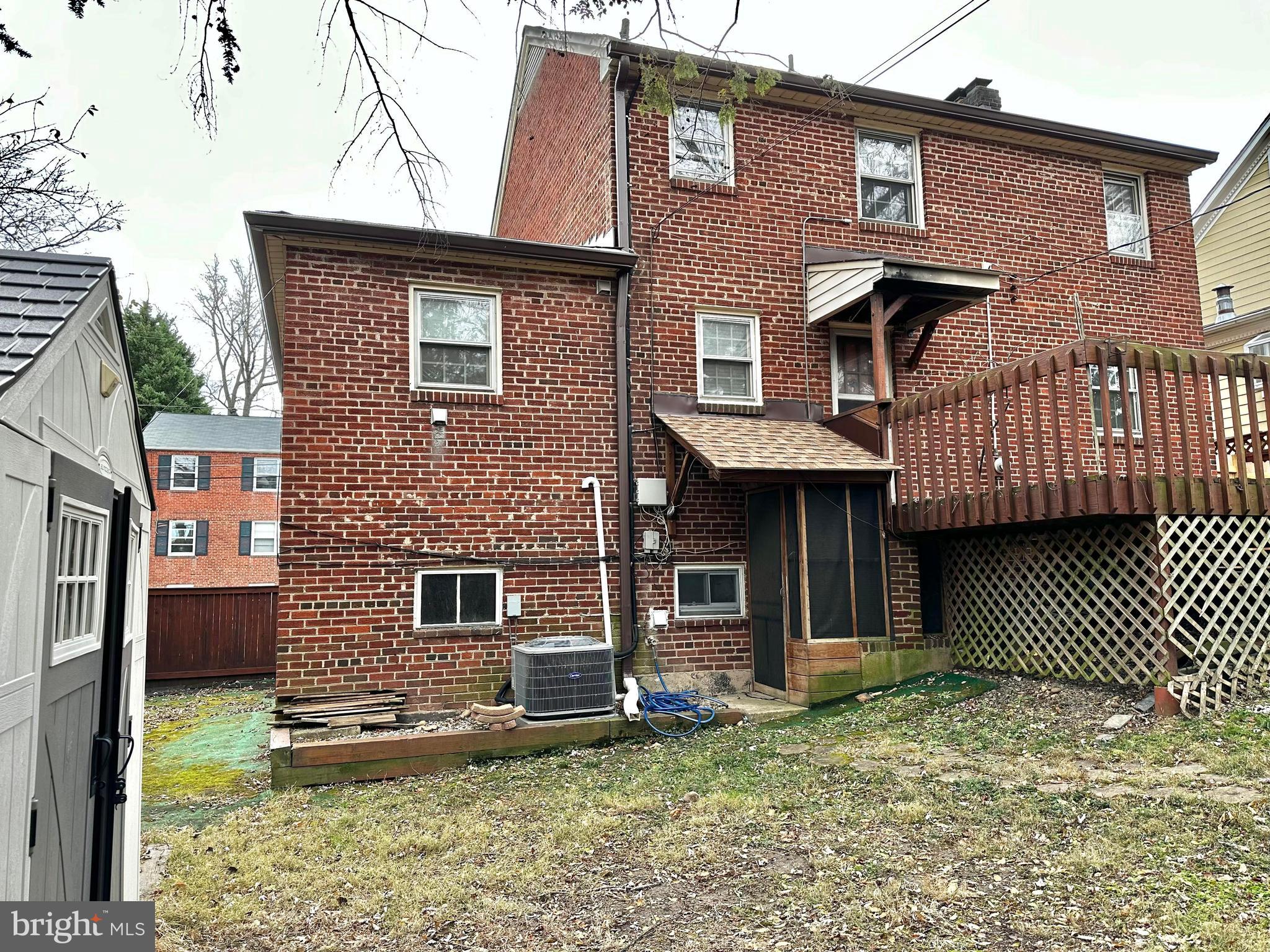 ARLINGTON HILLS - Residential Lease