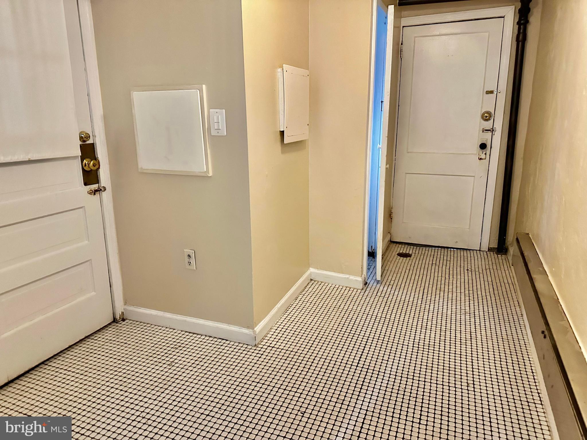 ARLINGTON HILLS - Residential Lease