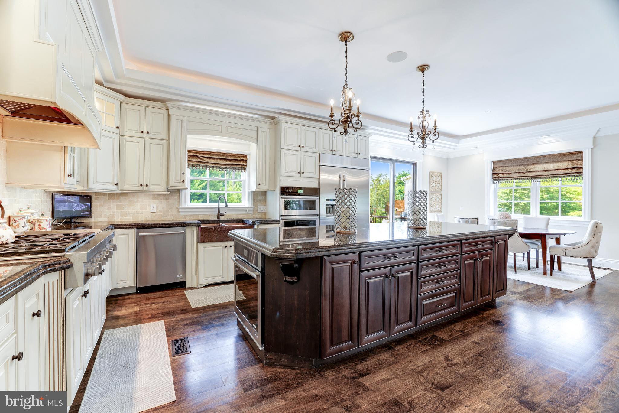 MC LEAN HAMLET - Residential