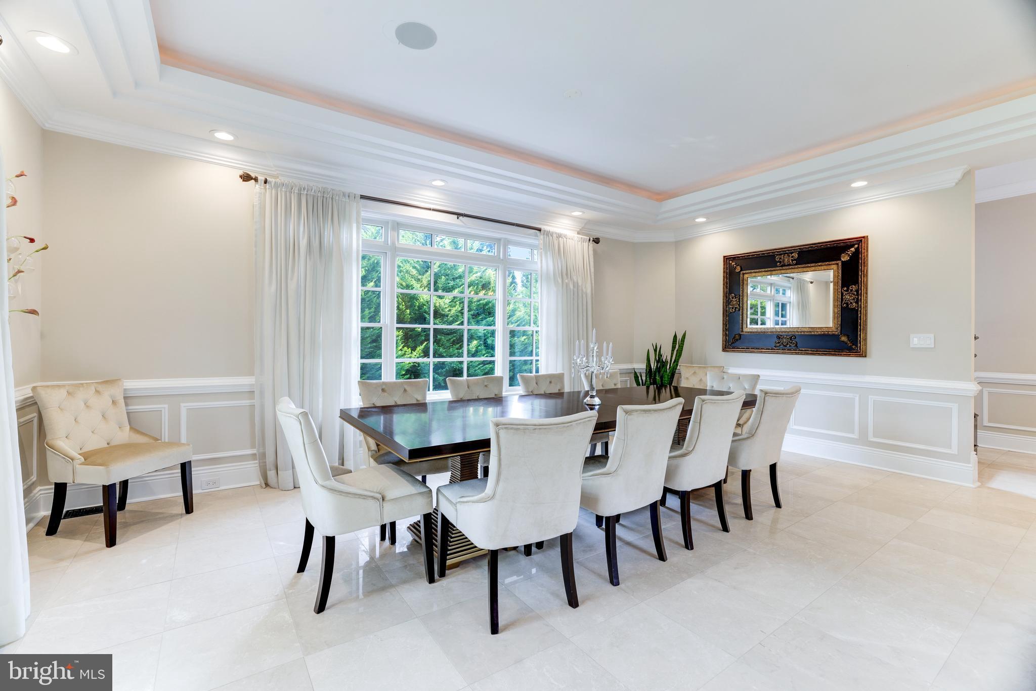 MC LEAN HAMLET - Residential