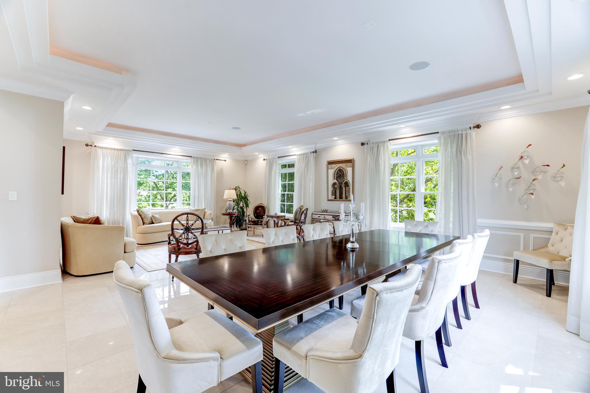 MC LEAN HAMLET - Residential