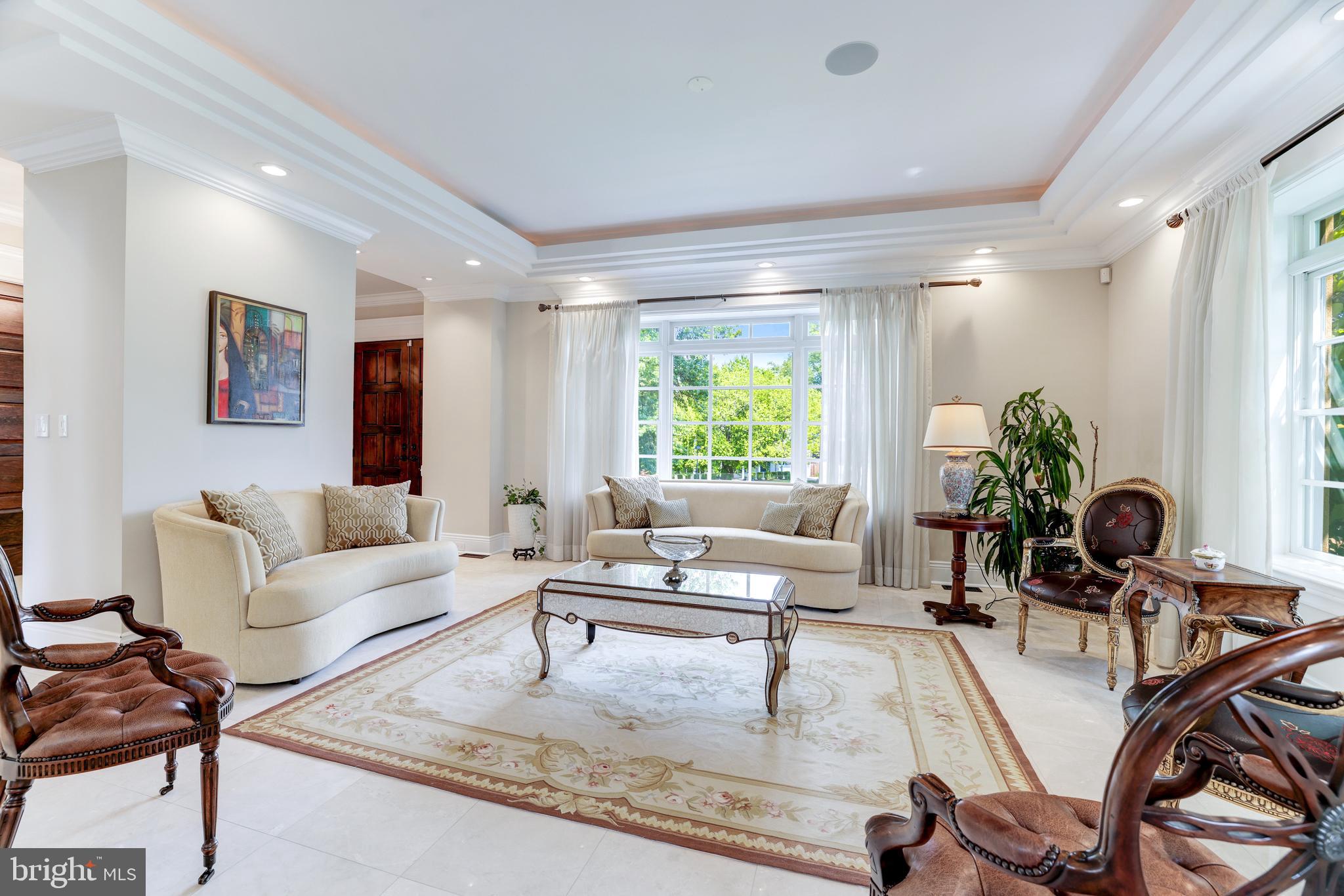 MC LEAN HAMLET - Residential