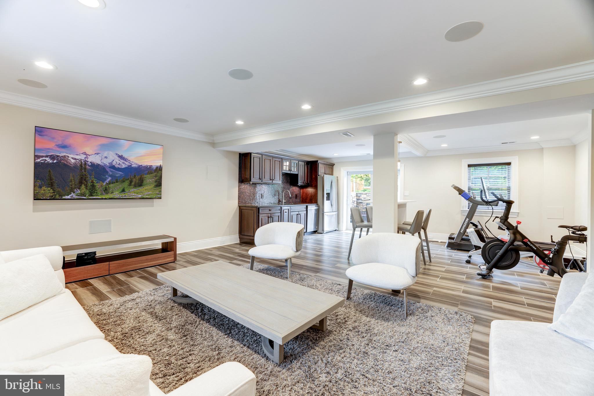 MC LEAN HAMLET - Residential