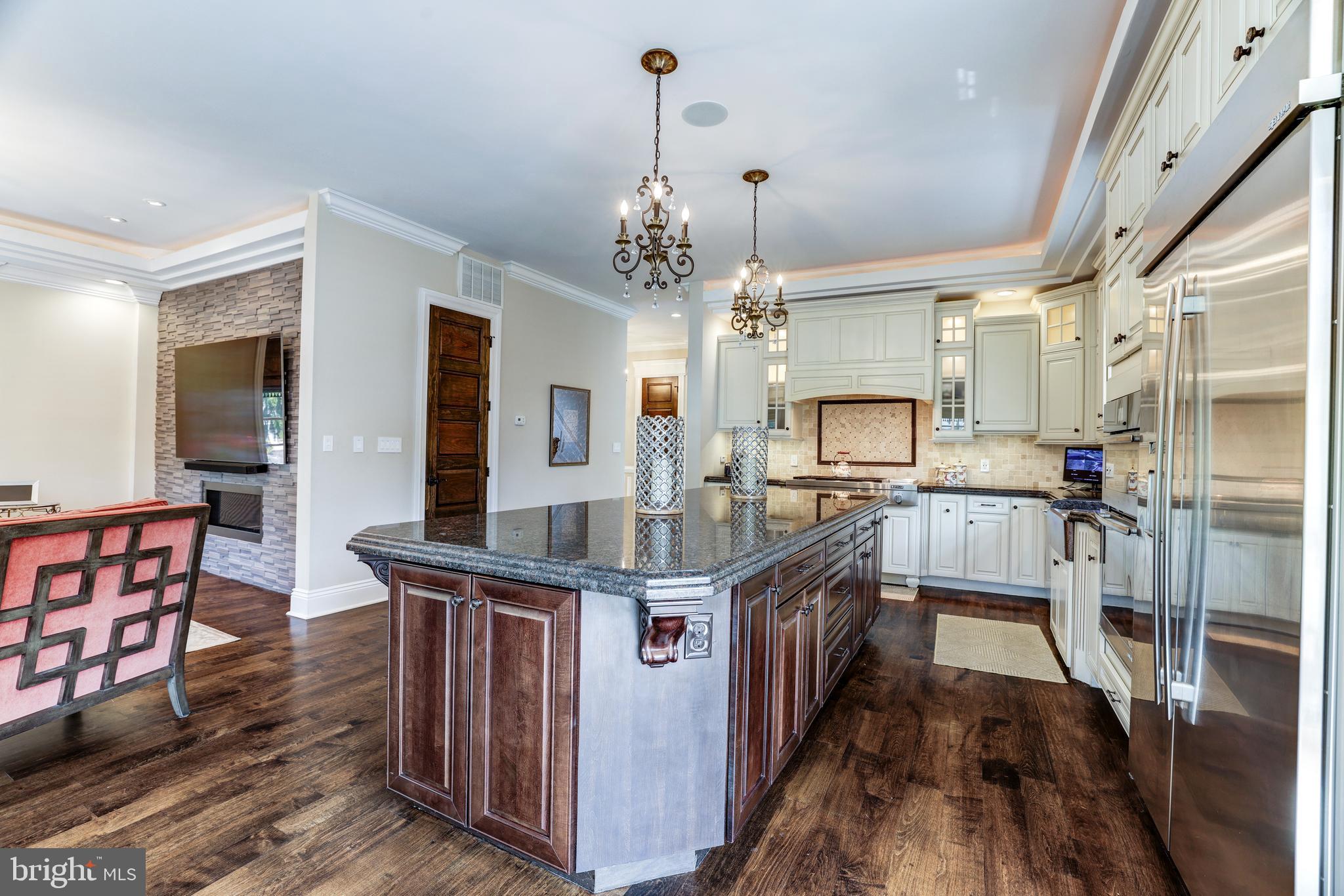 MC LEAN HAMLET - Residential