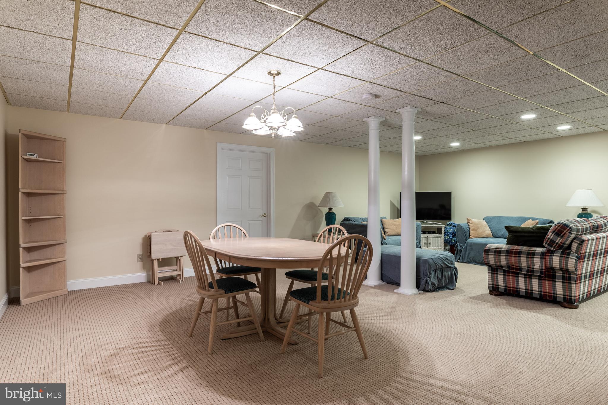 DEEPDALE - Residential