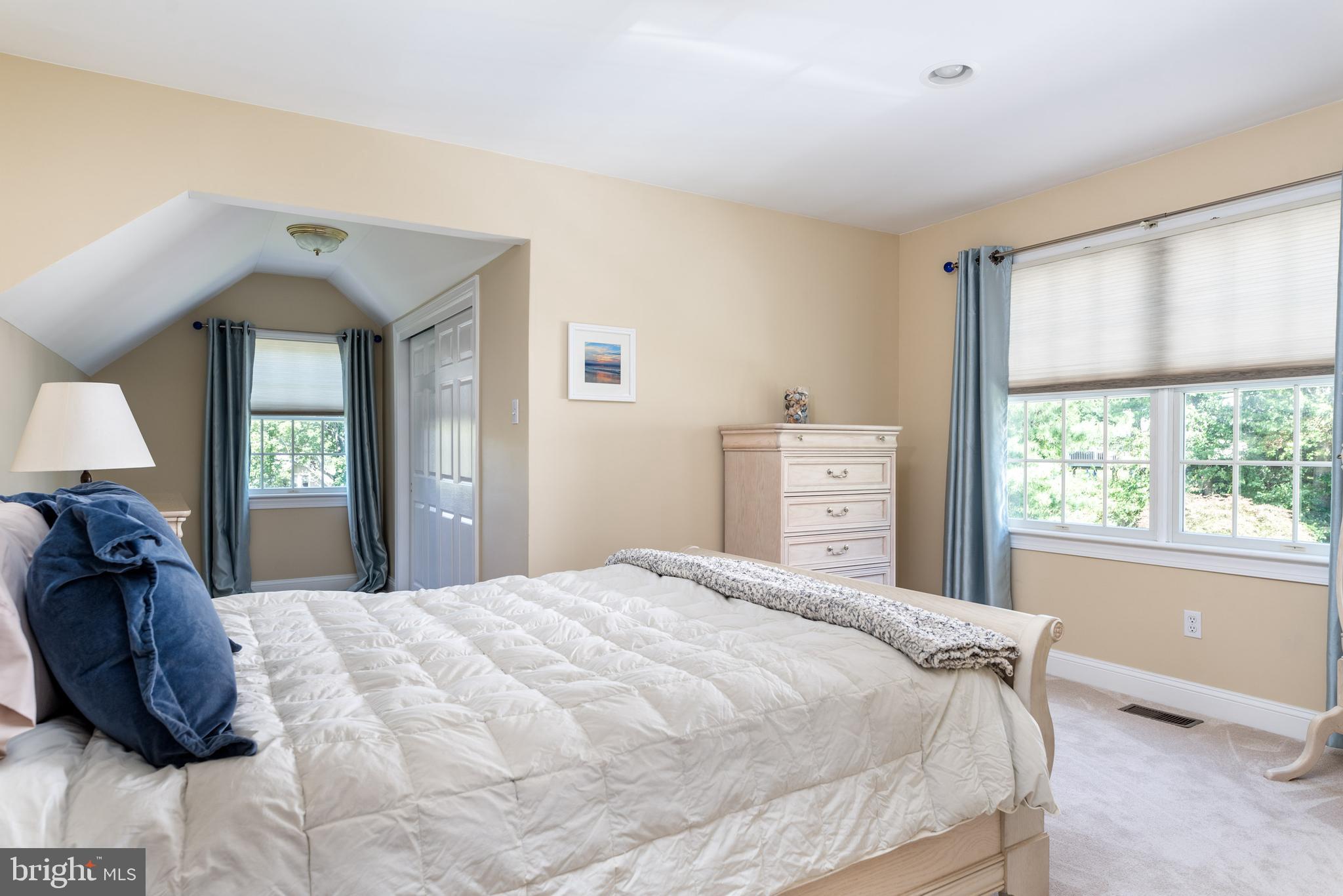 DEEPDALE - Residential