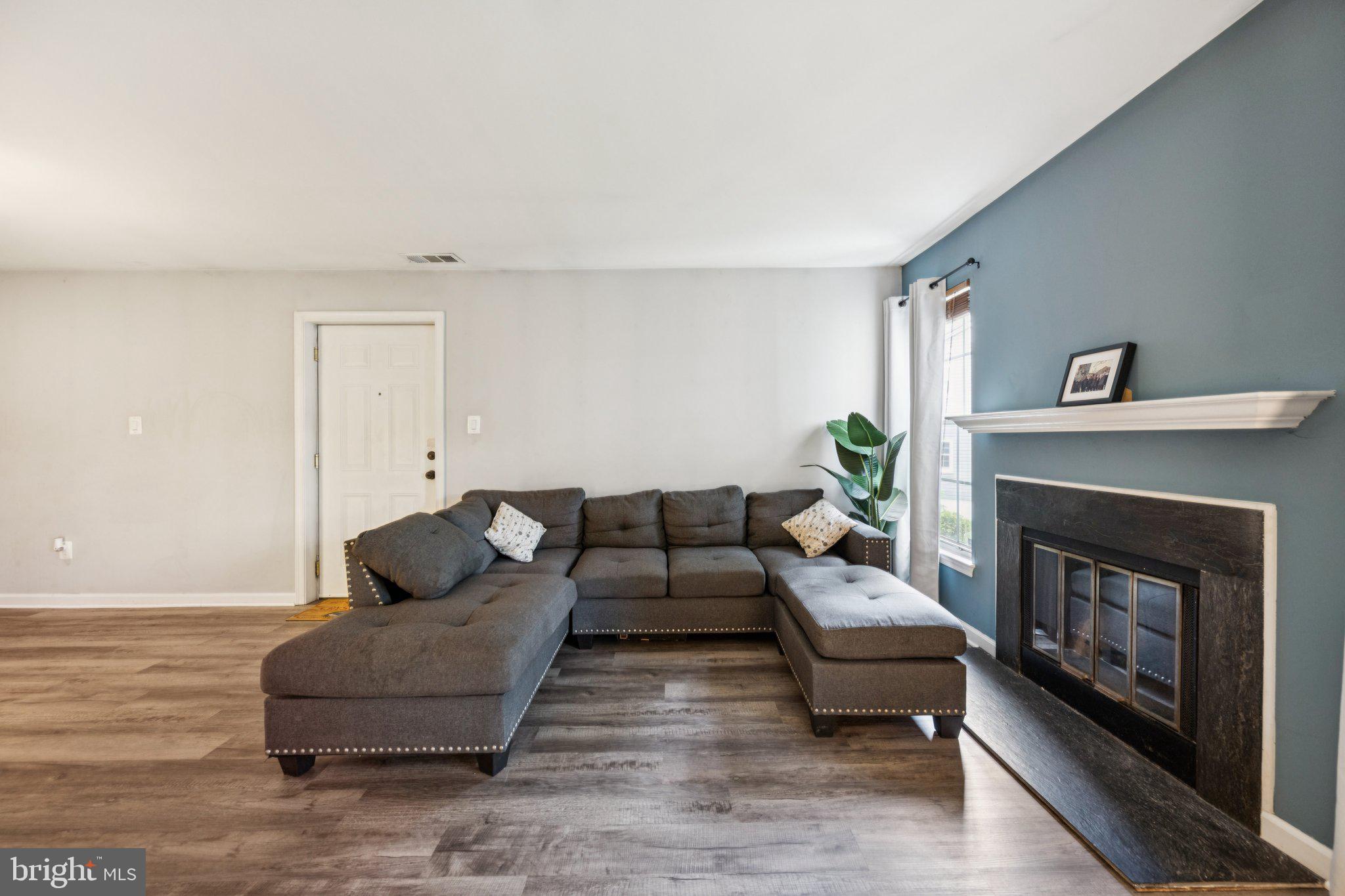 6025 ROCK GLEN DRIVE 5-504